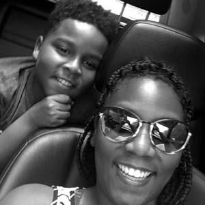 Meet your Posher, Candice